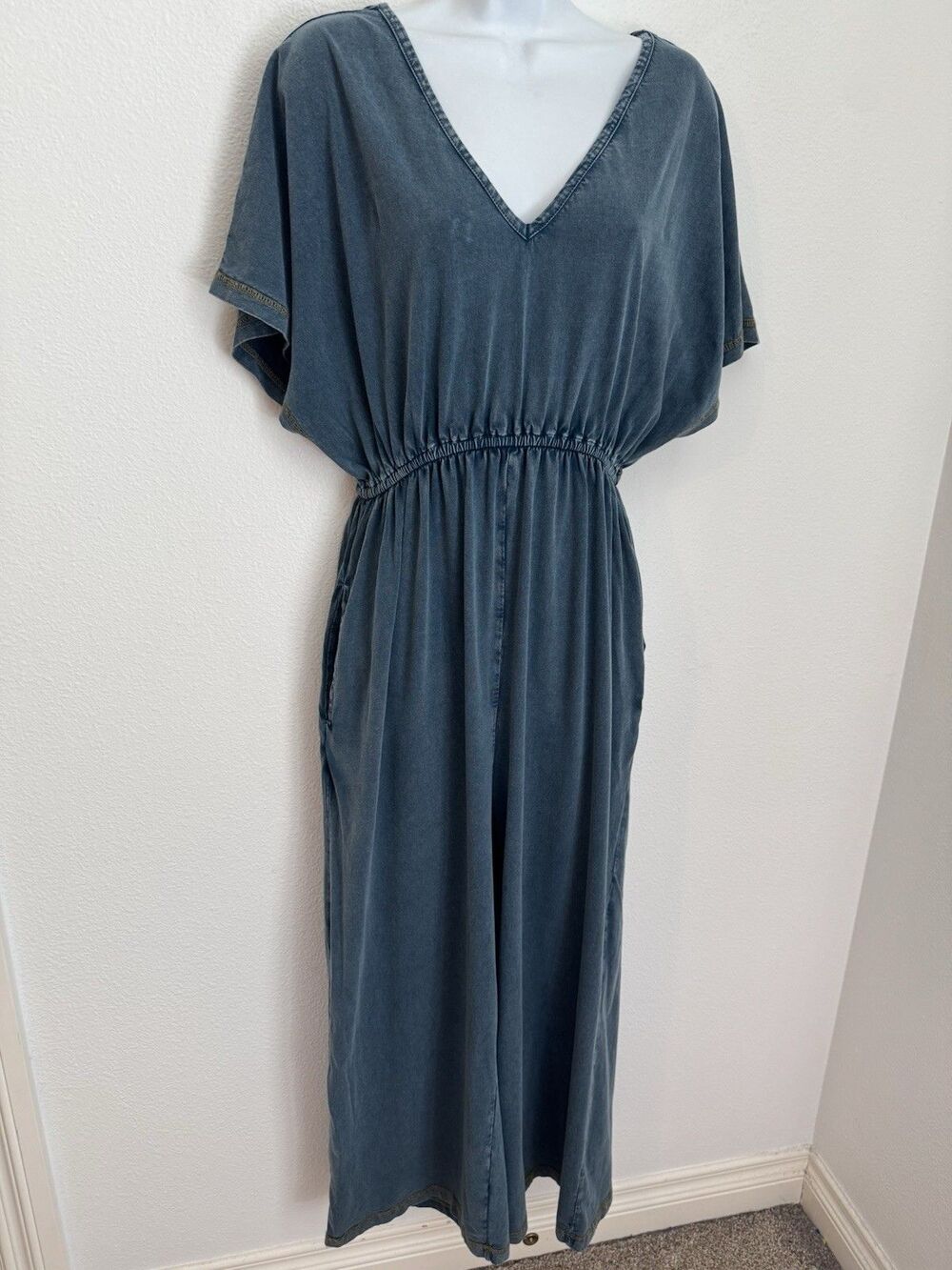 World Market Cotton Jumpsuit Short Sleeve Knit Blue Wide Leg Crop Size S/M EUC